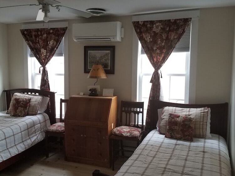 Номер Стандарт, The Tilton Inn