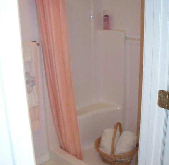 חדר סטנדרט, River Cove Elegant Waterfront Bed & Breakfast