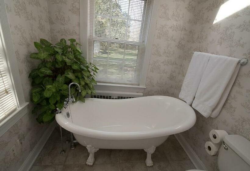Номер Стандарт, Stafford House Bed & Breakfast