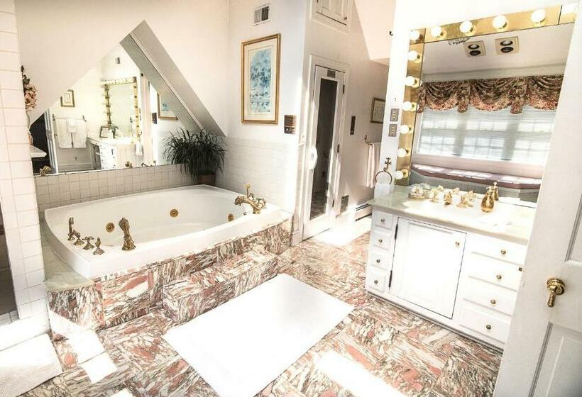 Люкс Кровать Кинг, Stafford House Bed & Breakfast