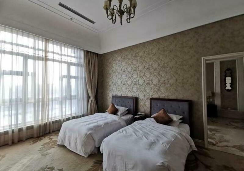 Suite Premium, Acftu Model Worker Harbin Center For Skills Exchange