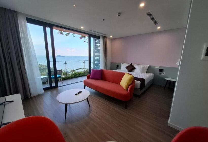 اتاق استاندارد, Flamingos Ibiza Hải Tiến Tầng Cao Nhìn Trọn View Biển Hải Tiến