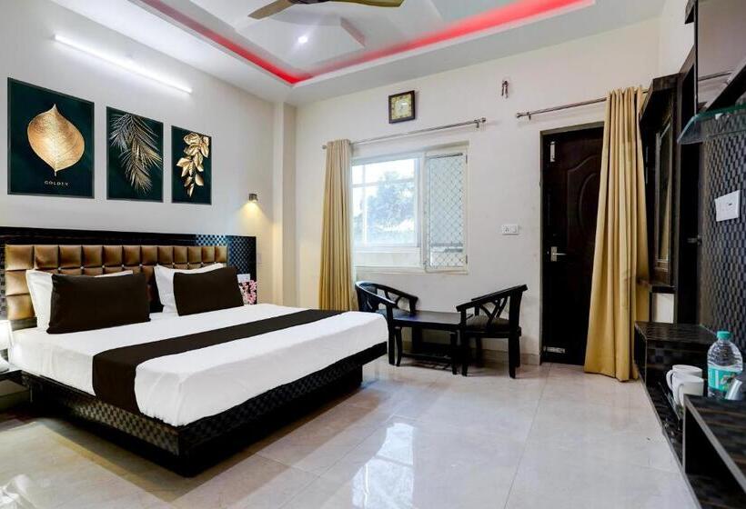 스탠다드 룸, Oyo Hotel Rudraksh