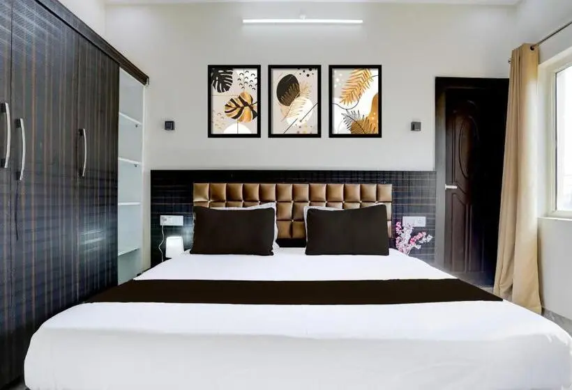 スタンダードルーム, Oyo Hotel Rudraksh
