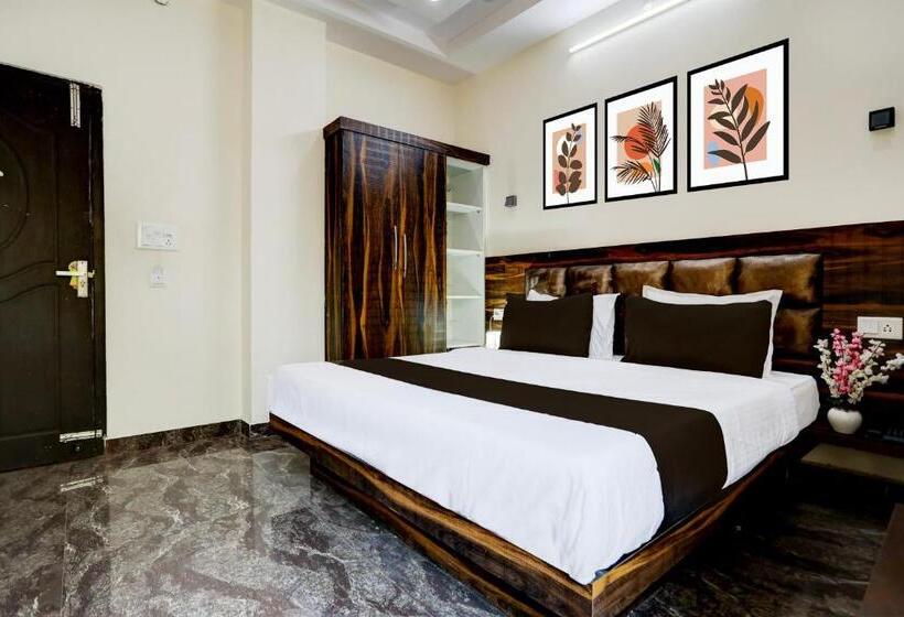 스탠다드 룸, Oyo Hotel Rudraksh