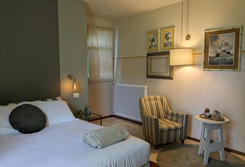 اتاق استاندارد, I Casciani