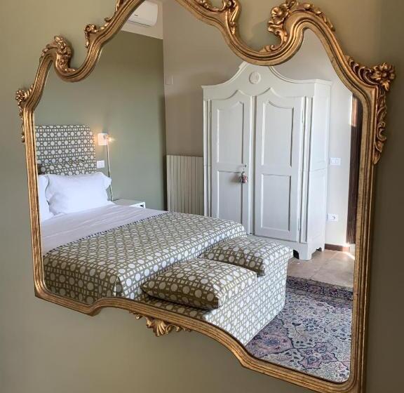 اتاق استاندارد چهار تخته, I Casciani