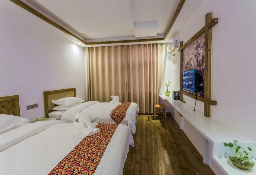Quarto Economy, Zhangjiajie Jijiehao Inn