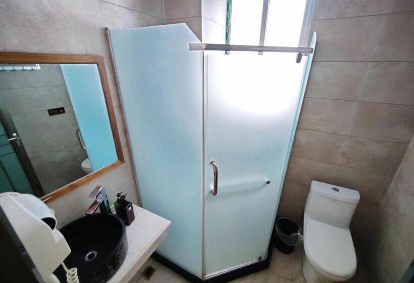 Quarto Economy, Zhangjiajie Jijiehao Inn