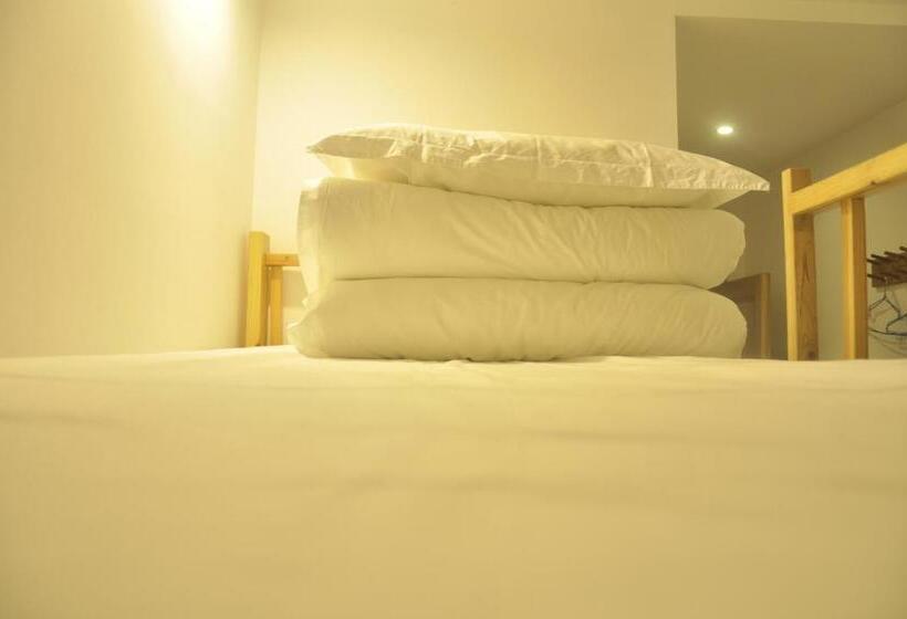 Cama em Quarto Compartilhado, Zhangjiajie Jijiehao Inn