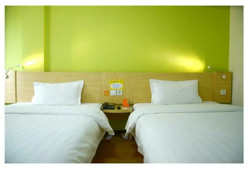 Bisneshuone, 7days Inn Tongren Railway Station Jintan