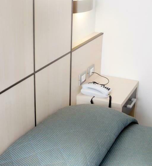 חדר סטנדרט נוף לבריכה, Miorelli