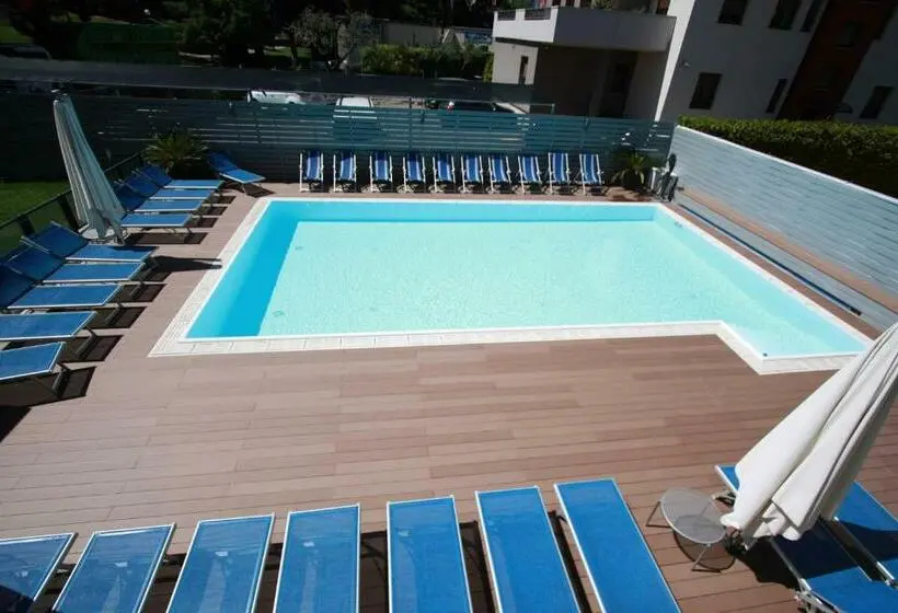 ファミリールーム, Miorelli