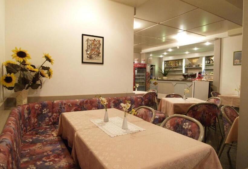 חדר סטנדרט, Miorelli