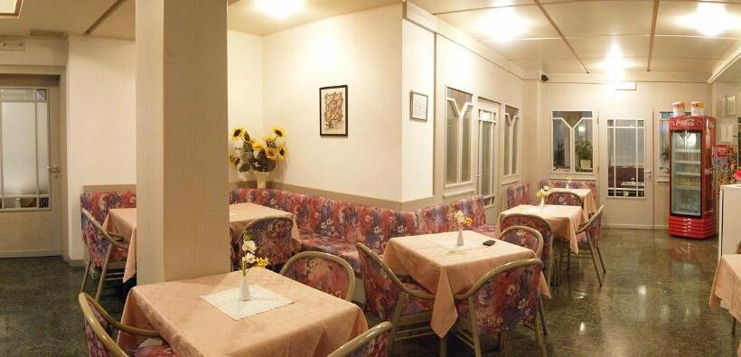 חדר סטנדרט, Miorelli