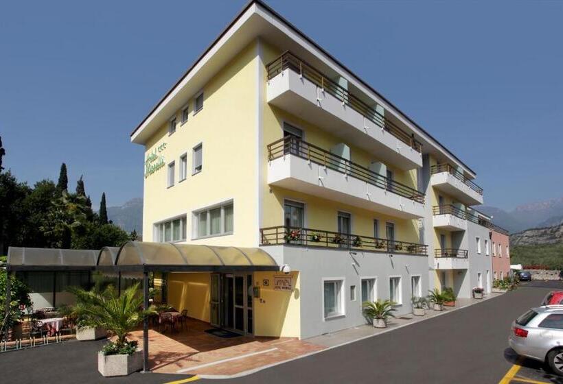 חדר סטנדרט, Miorelli