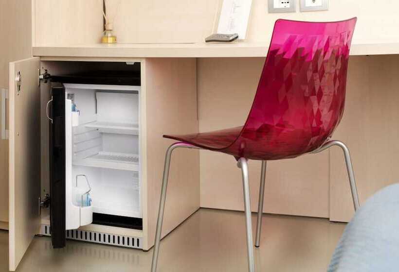Quarto Triplo Estandar, Miorelli