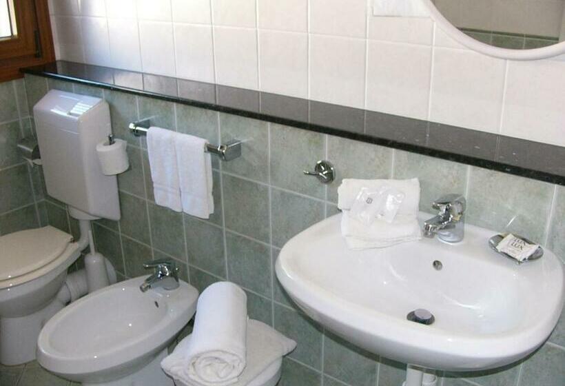 Quarto standart com varanda, Serena