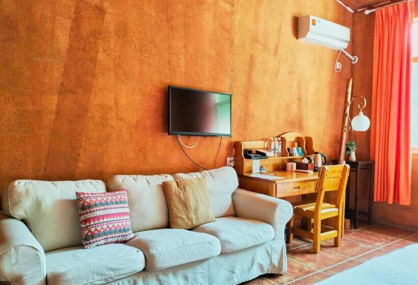 스탠다드 트리플 룸, Yangshuo Eden Inn