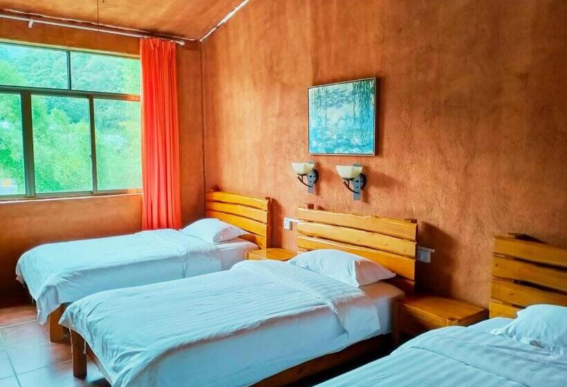 غرفة قياسية ثلاثية, Yangshuo Eden Inn