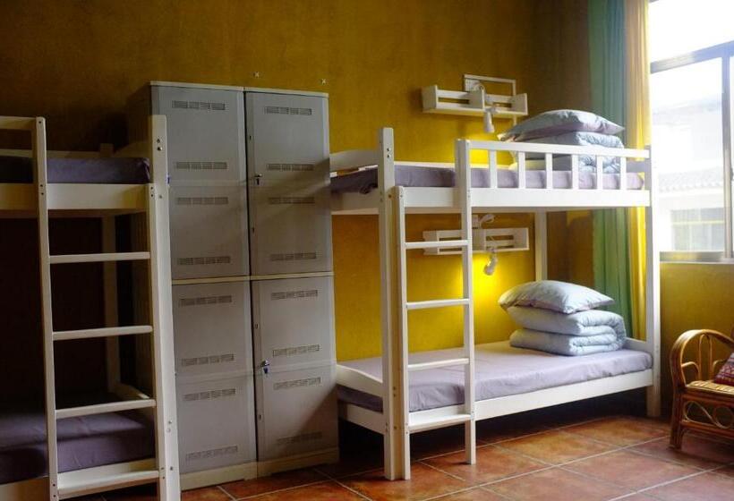 غرفة قياسية رباعية, Yangshuo Eden Inn