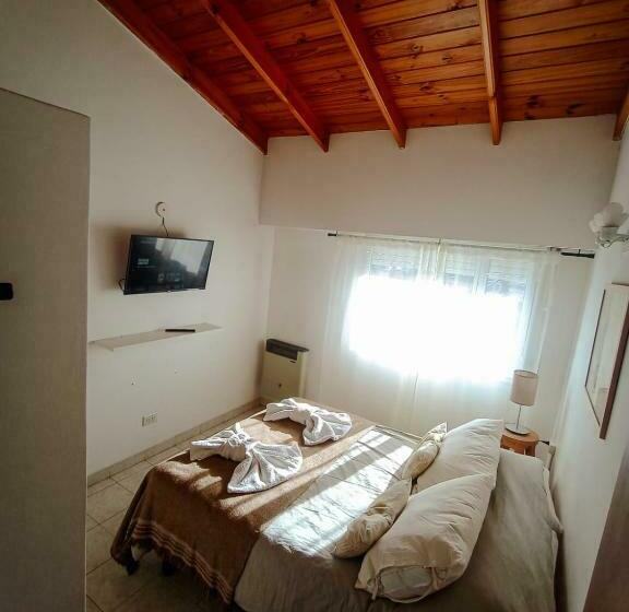 اتاق استاندارد با سرویس بهداشتی مشترک, Chepatagonia Hostel & Experiences