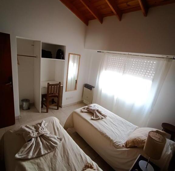 اتاق استاندارد با سرویس بهداشتی مشترک, Chepatagonia Hostel & Experiences