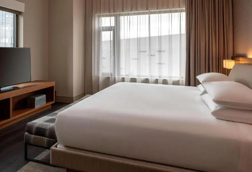 سوییت اجرایی, Hyatt Regency Lake Washington At Seattle S Southport