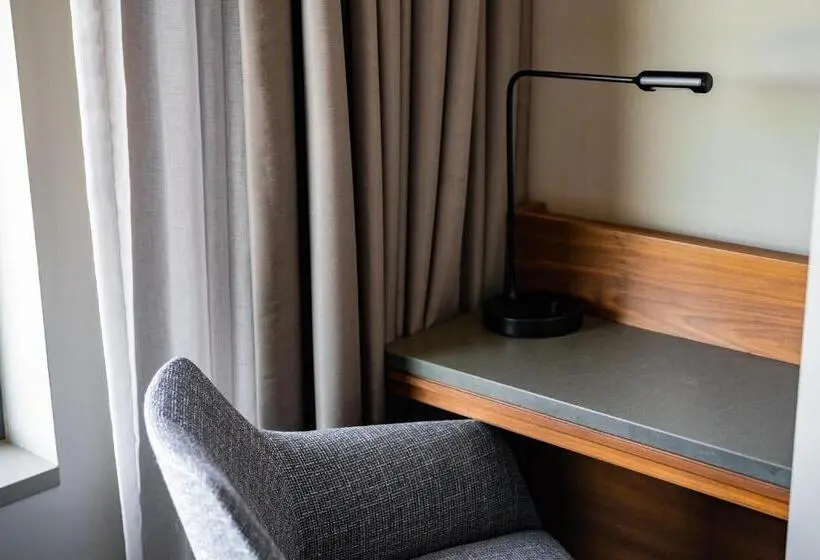 اتاق استاندارد با تخت بزرگ برای معلولان, Hyatt Regency Lake Washington At Seattle S Southport