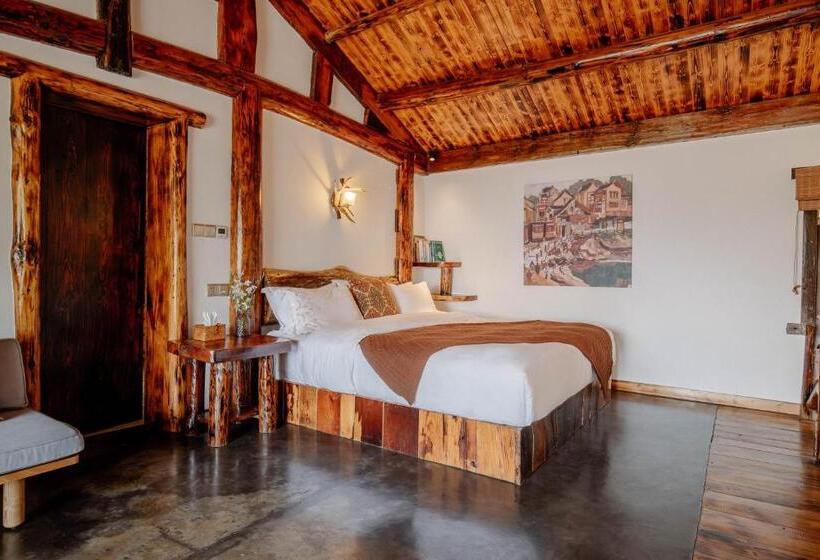 جناح عائلي, No.5 Valley Lodge