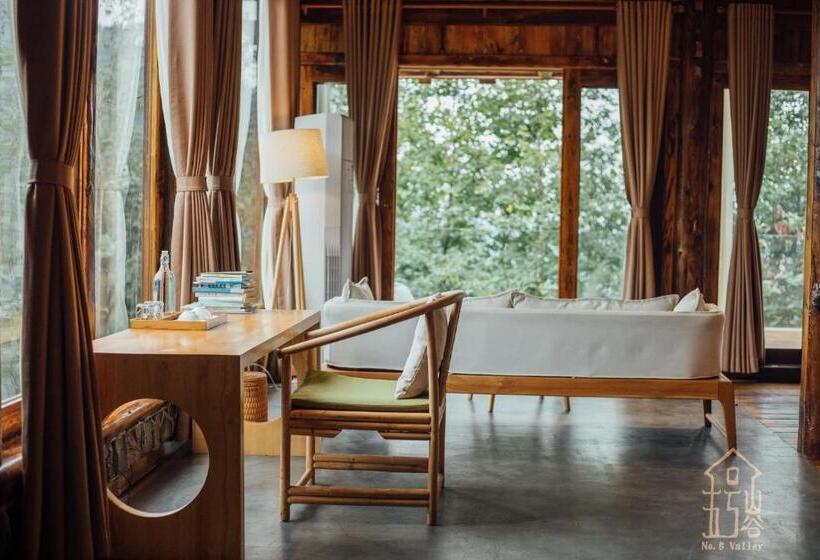 غرفة ديلوكس ذات إطلالة, No.5 Valley Lodge