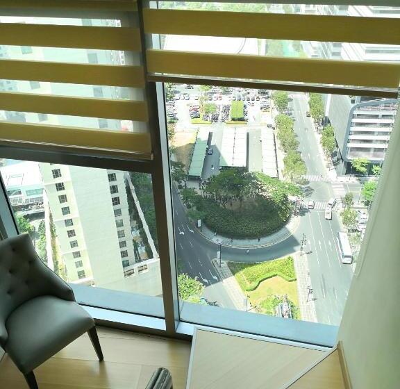 آپارتمان دوبلکس 1 خوابه, Avant Apartments At The Fort