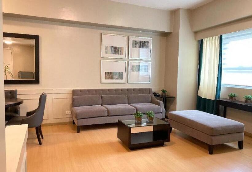 سوییت خانوادگی, Avant Apartments At The Fort