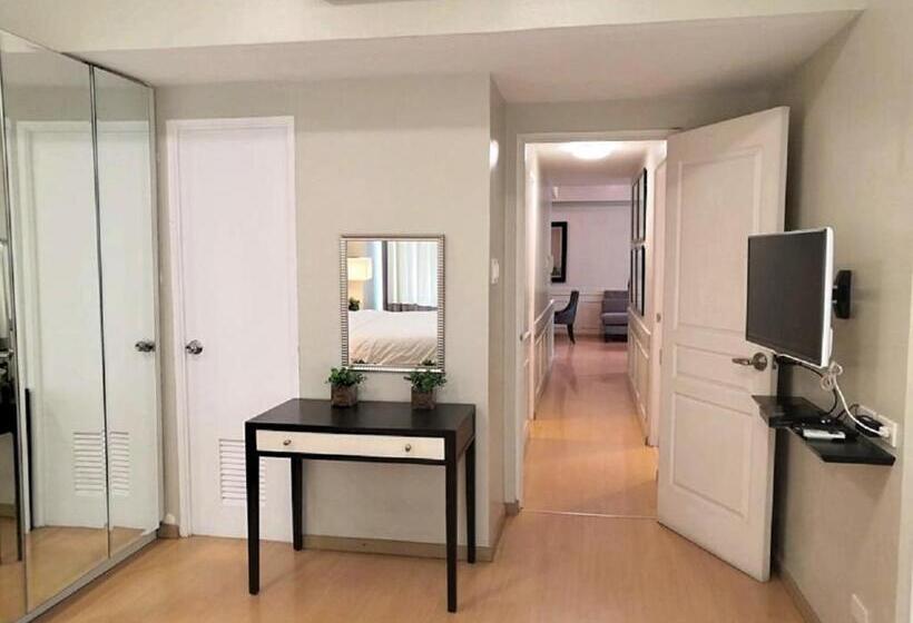 سوییت خانوادگی, Avant Apartments At The Fort