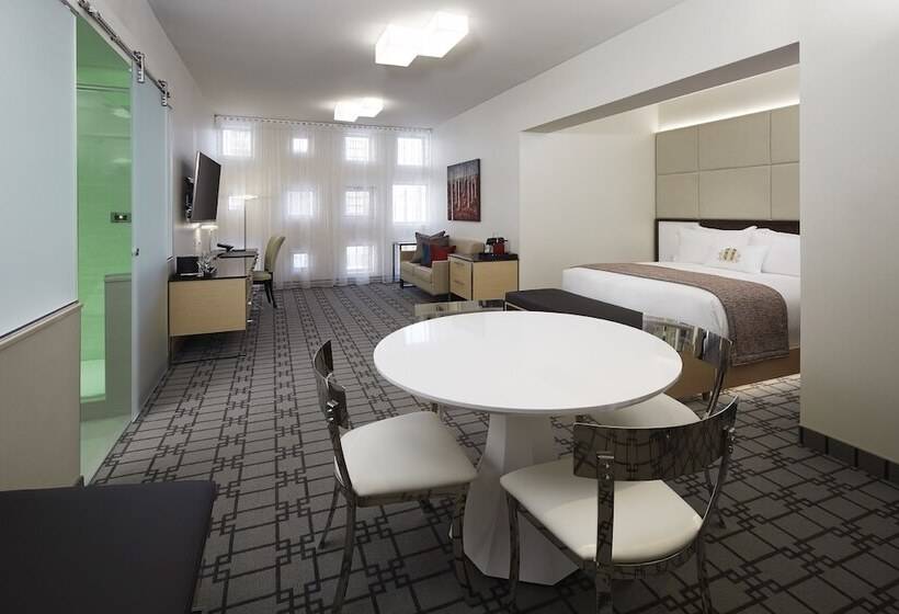 Полулюкс, Le Mount Stephen