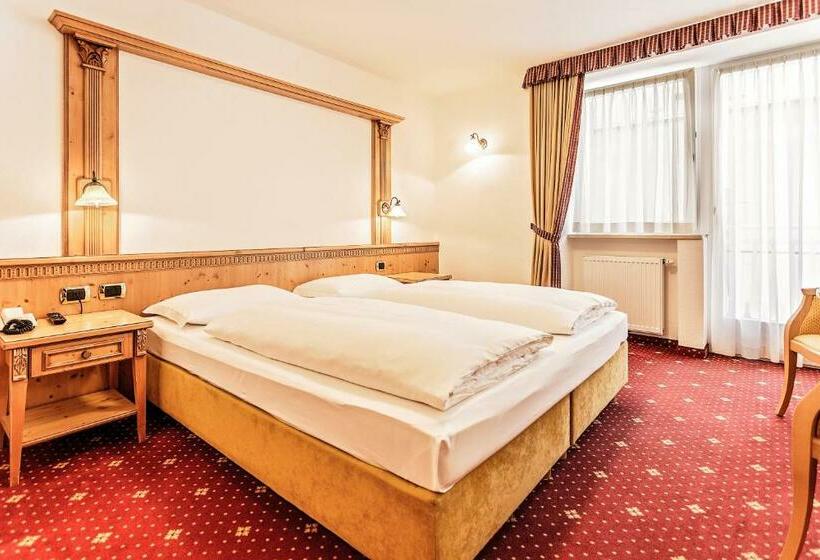 スタンダードルーム, Maria