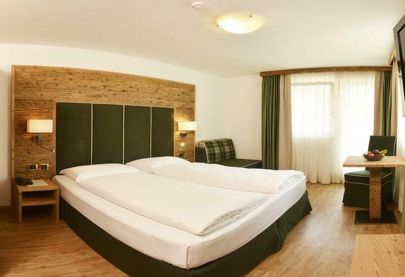 スーペリアールーム, Maria