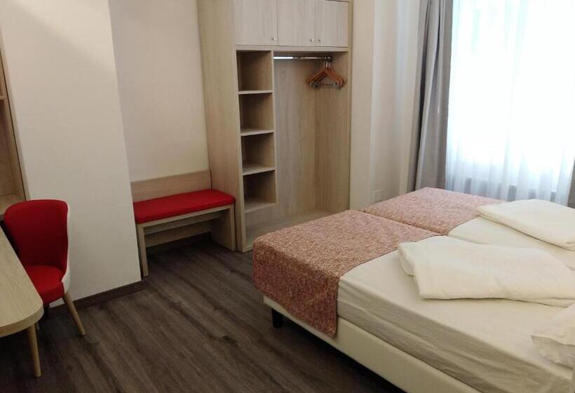 חדר משפחתי, Orchidea