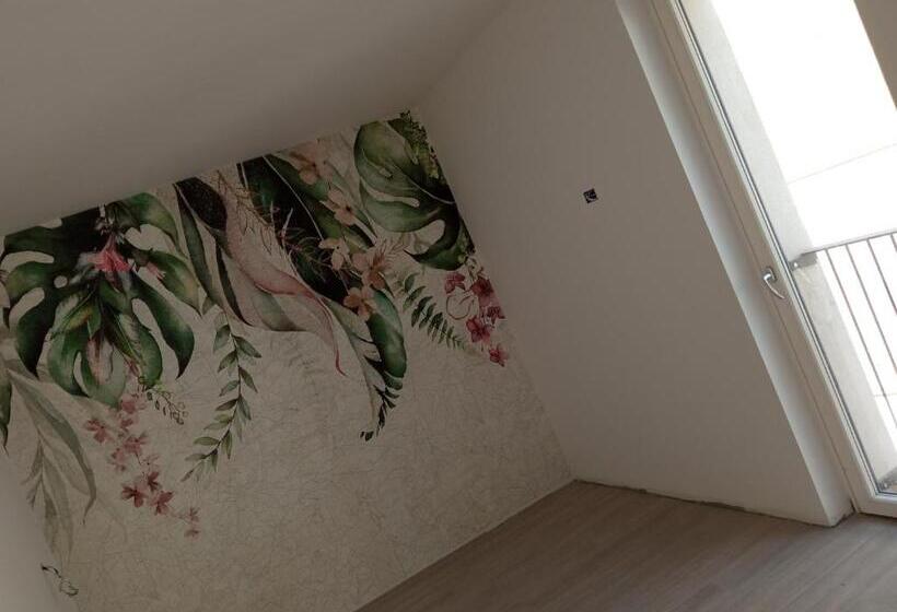 Полулюкс, Orchidea