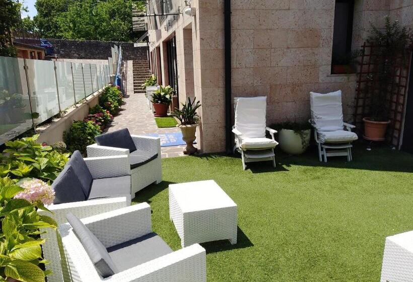 חדר משפחתי, Orchidea