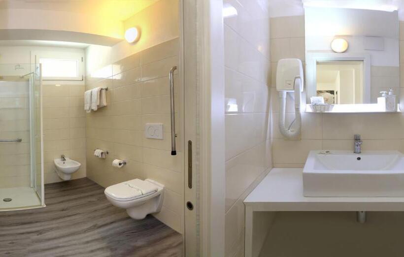 חדר משפחתי, Orchidea