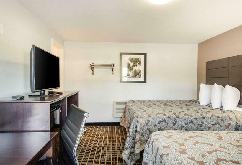 غرفة قياسية, Rodeway Inn Middleboroplymouth