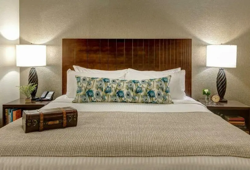 キングサイズベッドのスタンダードルーム, Garrison Hotel & Suites Dover Portsmouth, Ascend Hotel Collection