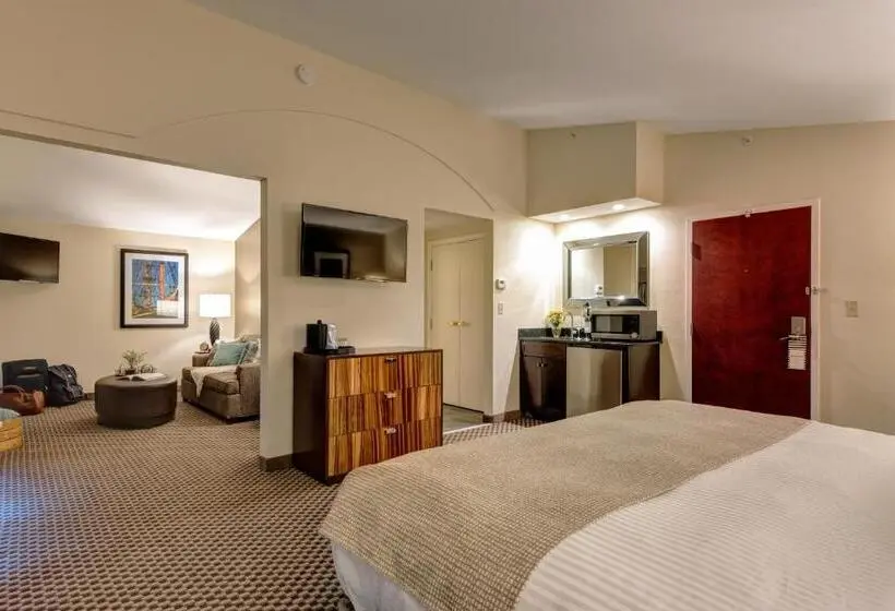スーペリアースイート, Garrison Hotel & Suites Dover Portsmouth, Ascend Hotel Collection