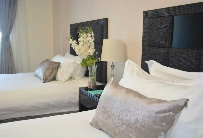 اتاق لوکس با بالکن, Tilal Almadina Hotel & Suites