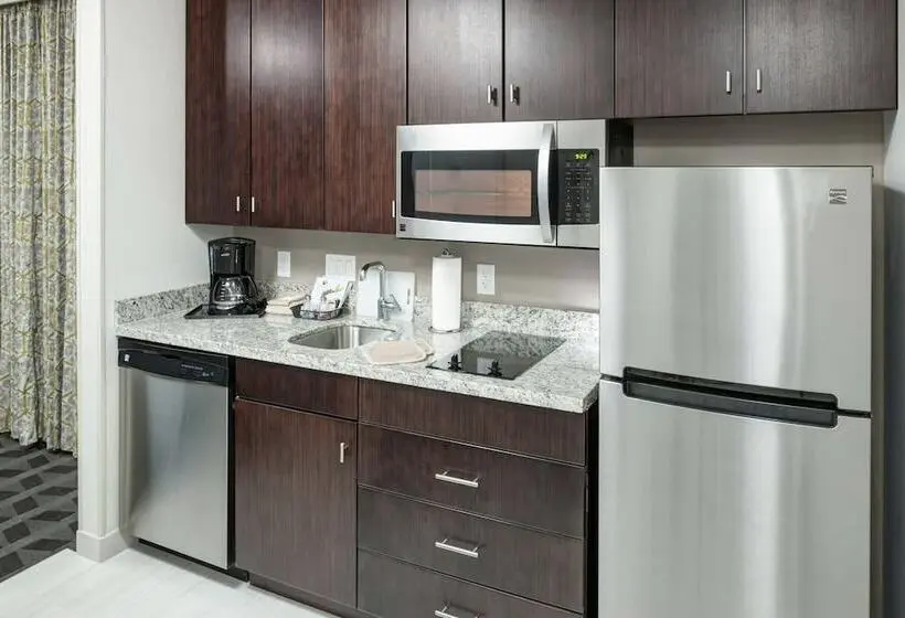 Sviitti, Towneplace Suites By Marriott Orlando At Seaworld