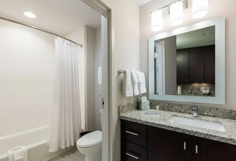 Sviitti, Towneplace Suites By Marriott Orlando At Seaworld