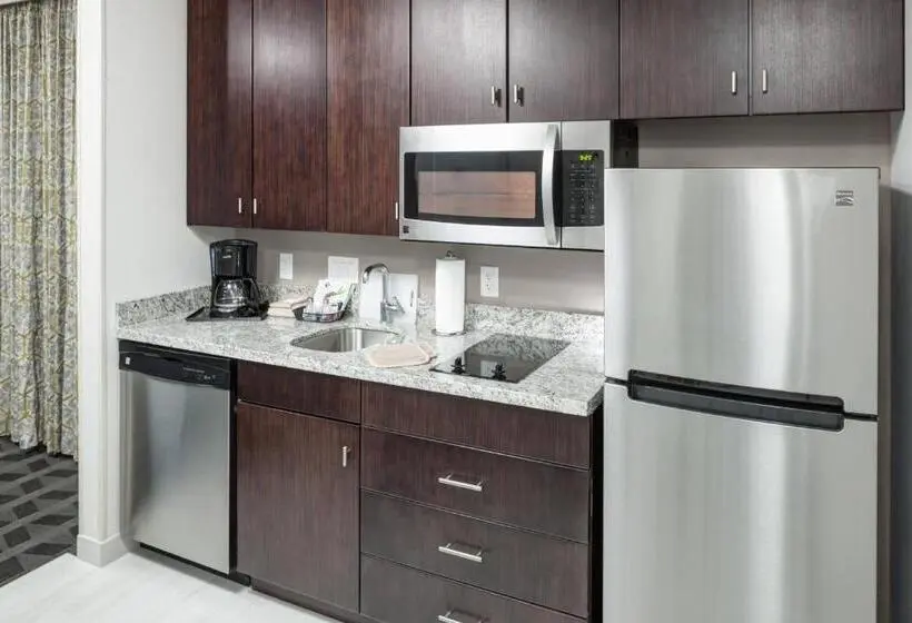 Deluxe-sviitti, Towneplace Suites By Marriott Orlando At Seaworld