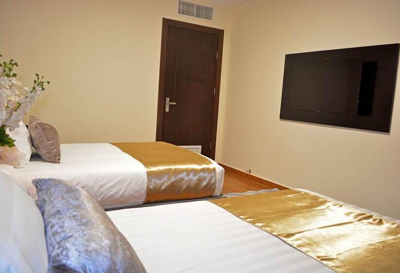 سوییت خانوادگی, Tilal Almadina Hotel & Suites