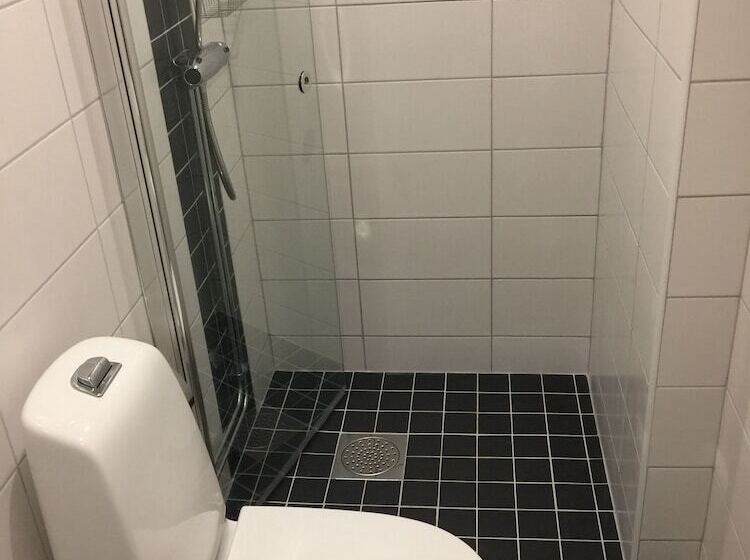 Appartamento 1 Camera da Letto con Balcone, Gävle Pendlarlägenhet